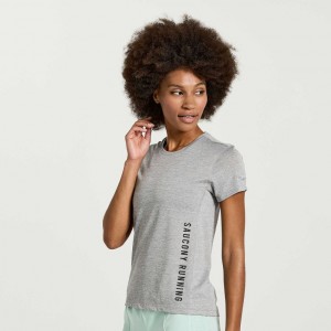 Saucony Stopwatch Graphic Short Sleeve Women's T-Shirt Light Grey | CANADA MOTFIWH